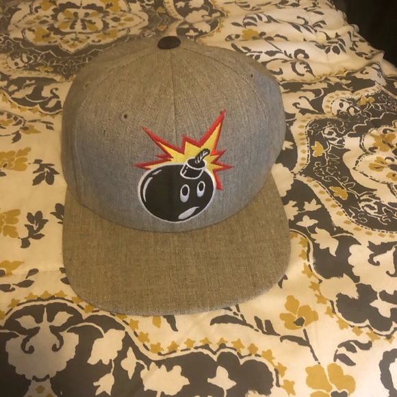 Hundreds SnapBack - Picture 1 of 1